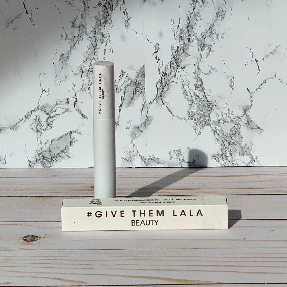 # GIVE THEM LALA BEAUTY | Mascara